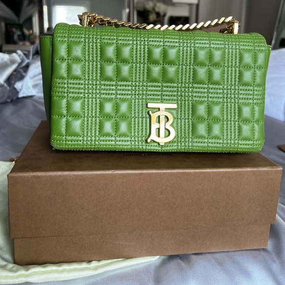 Burberry Small Quilted Lambskin in Marsh Green - Picture 5 of 8